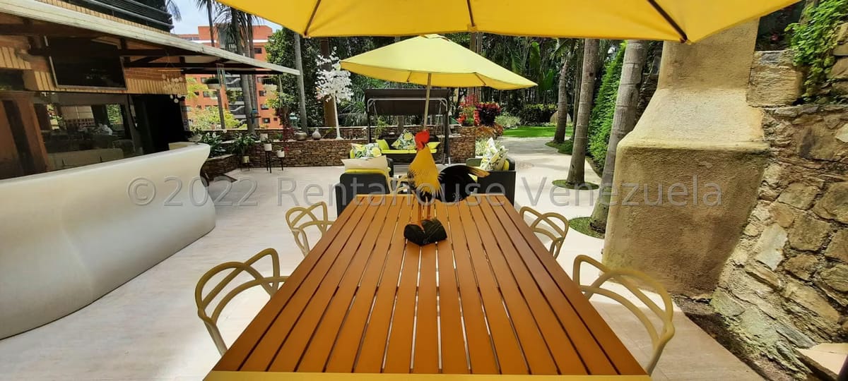 Apartamento (1 Nivel) en Alquiler en Colinas de Valle Arriba, Distrito Metropolitano - 23