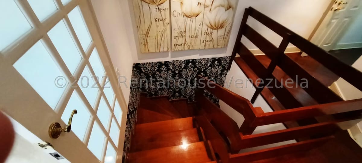 Apartamento (1 Nivel) en Alquiler en Colinas de Valle Arriba, Distrito Metropolitano - 45
