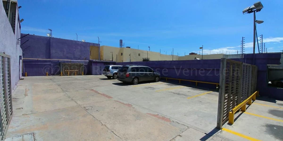 Comercial (Local Comercial) en Venta en Monte Claro, Zulia - 2