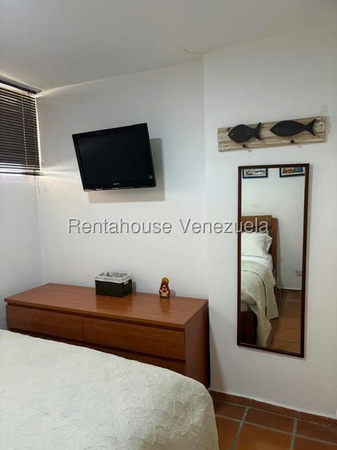 Apartamento (1 Nivel) en Alquiler en Av Americo Vespucio, Anzoategui - 26