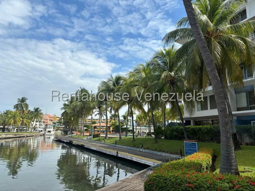 Apartamento (1 Nivel) en Alquiler en Av Americo Vespucio, Anzoategui - 5