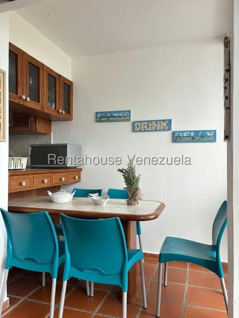 Apartamento (1 Nivel) en Alquiler en Av Americo Vespucio, Anzoategui - 10