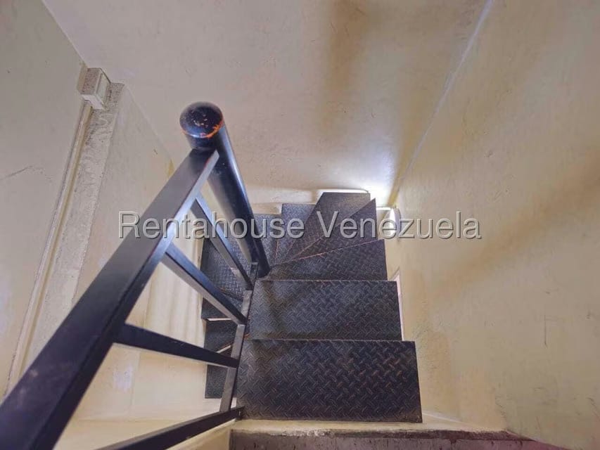 Comercial (Local Comercial) en Alquiler en El Paraiso, Distrito Metropolitano - 11