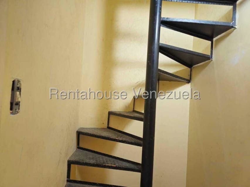 Comercial (Local Comercial) en Alquiler en El Paraiso, Distrito Metropolitano - 9