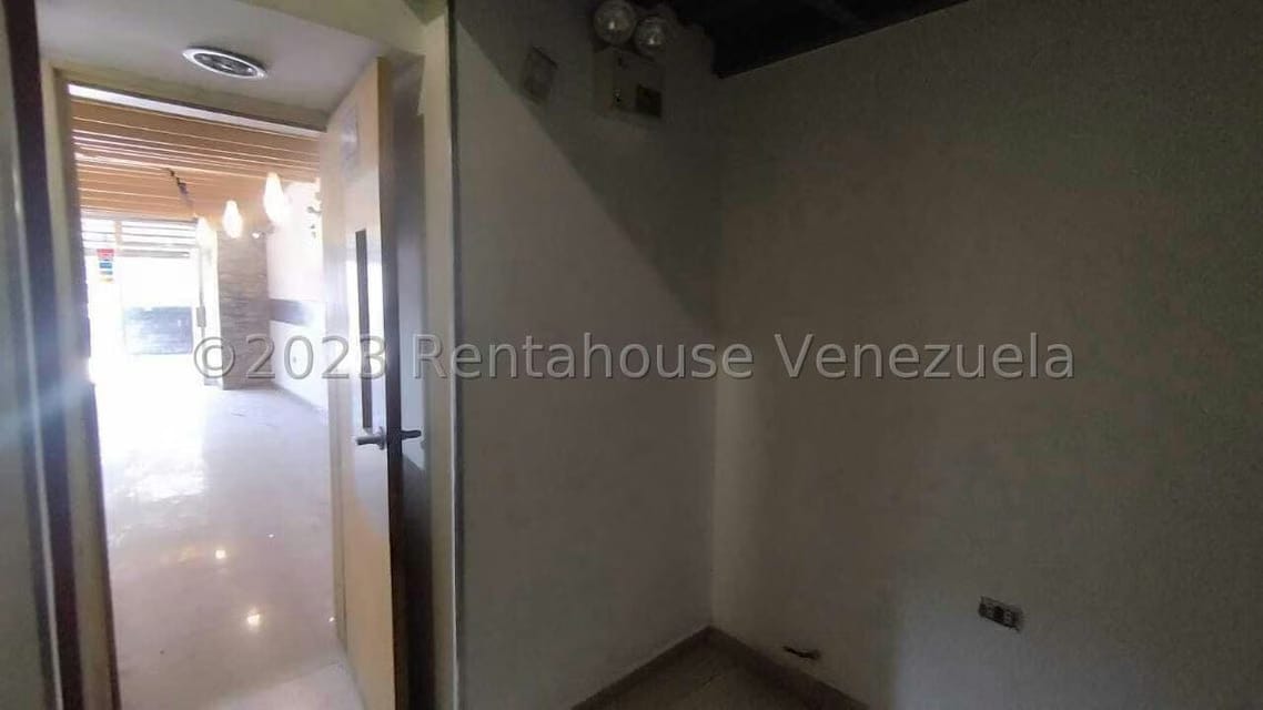 Comercial (Local Comercial) en Alquiler en Del Este, Lara - 18