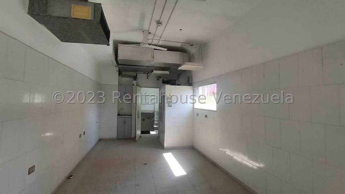Comercial (Local Comercial) en Alquiler en Del Este, Lara - 26