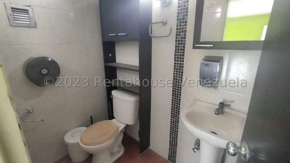 Comercial (Local Comercial) en Alquiler en Del Este, Lara - 28