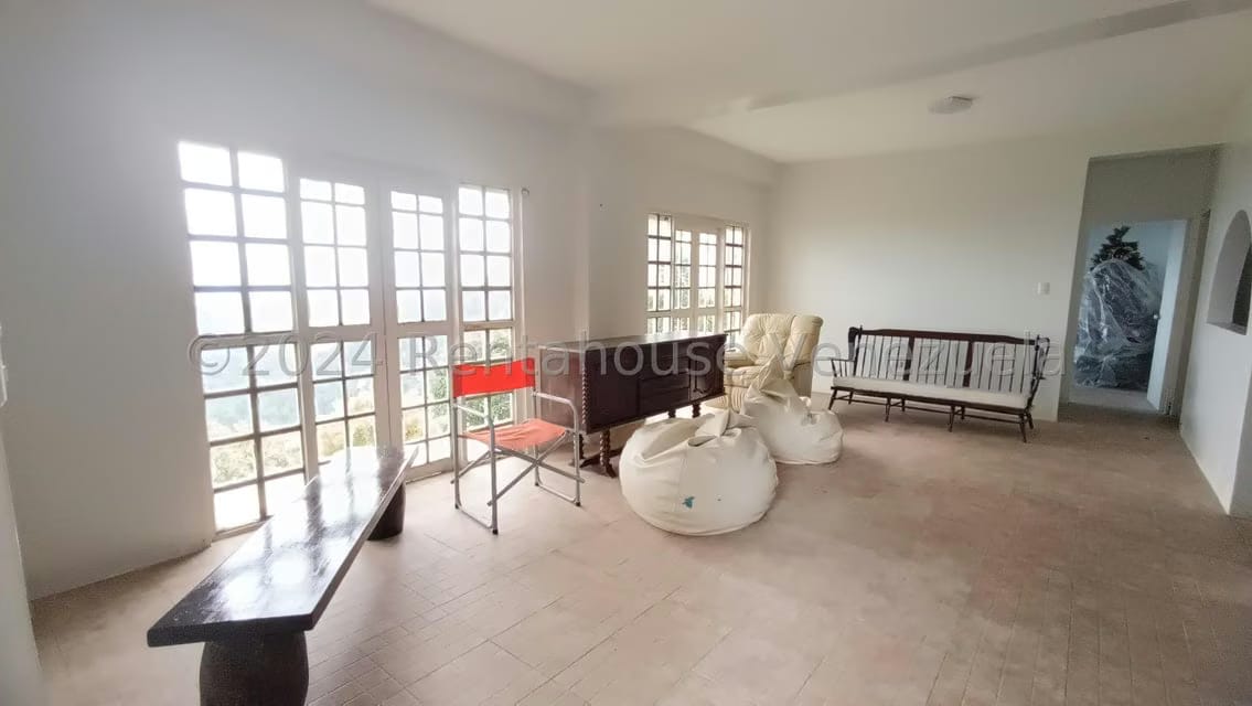 Casa (Duplex) en Venta en Monte Claro, Distrito Metropolitano - 2