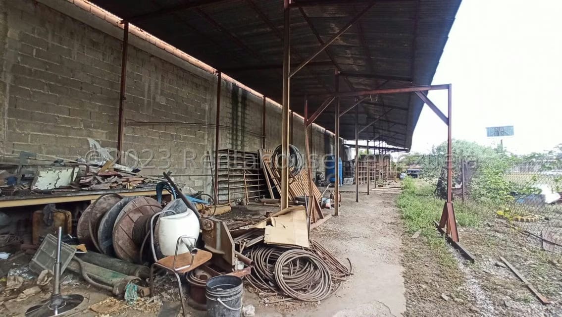 Comercial (Local Comercial) en Venta en Zona Industrial 1, Lara - 15