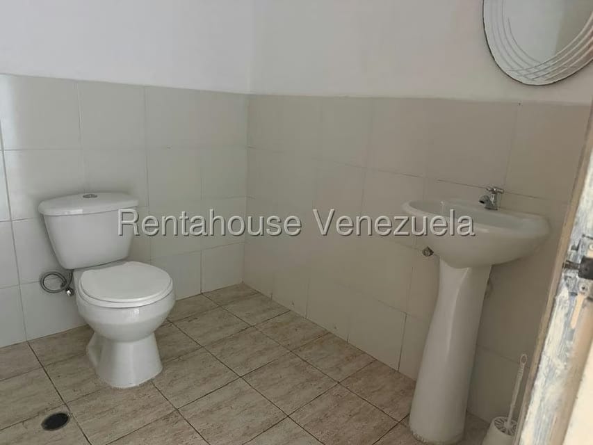 Comercial (Galpon - Deposito) en Venta en Mampote, Miranda - 11