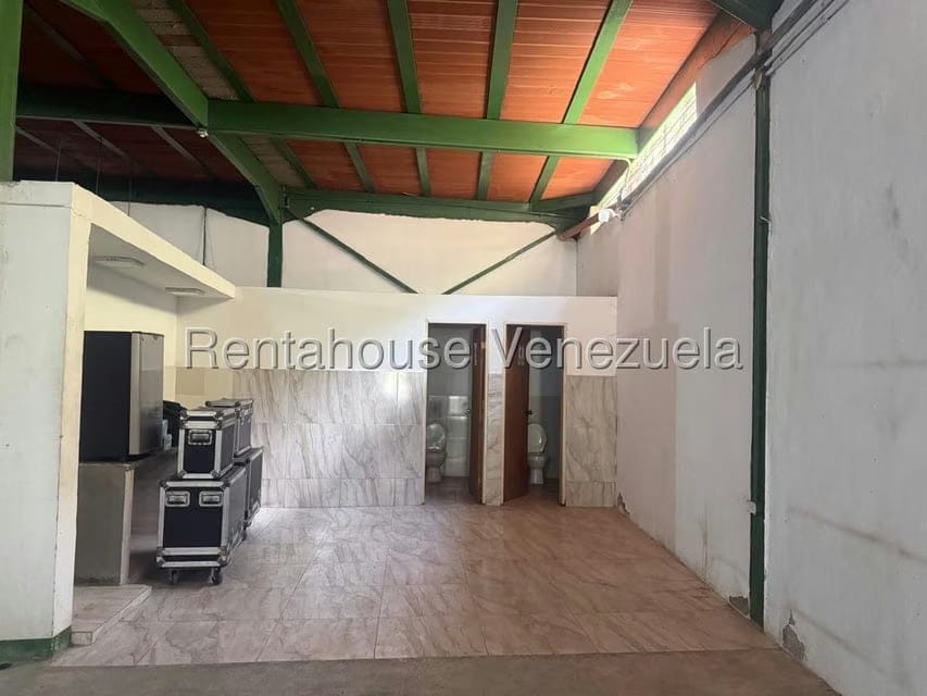Comercial (Galpon - Deposito) en Venta en Mampote, Miranda - 13