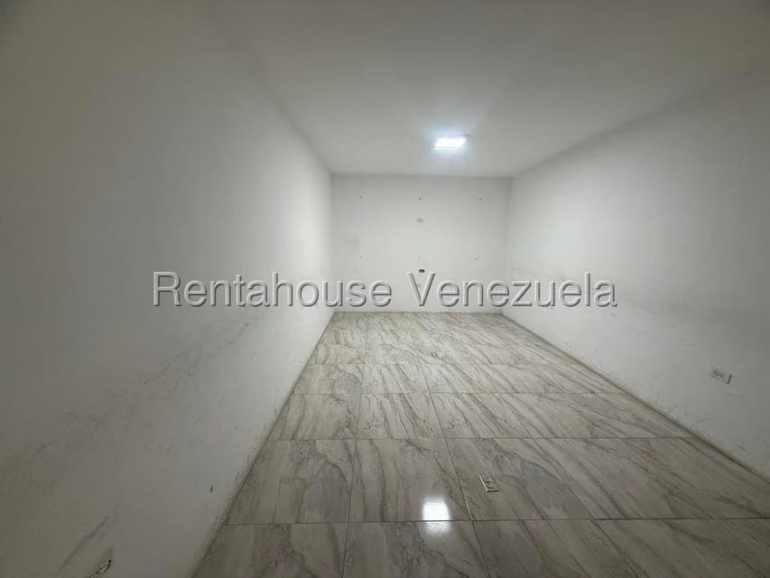 Comercial (Galpon - Deposito) en Venta en Mampote, Miranda - 4
