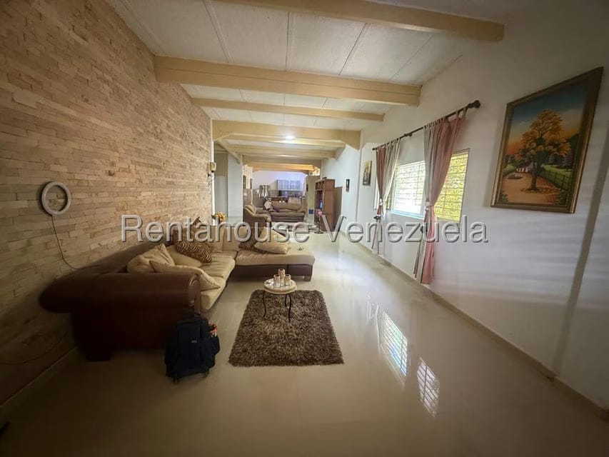 Comercial (Galpon - Deposito) en Venta en Mampote, Miranda - 37