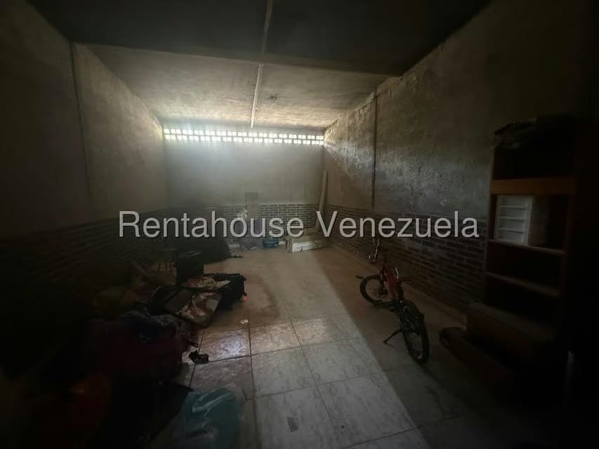 Comercial (Galpon - Deposito) en Venta en Mampote, Miranda - 38