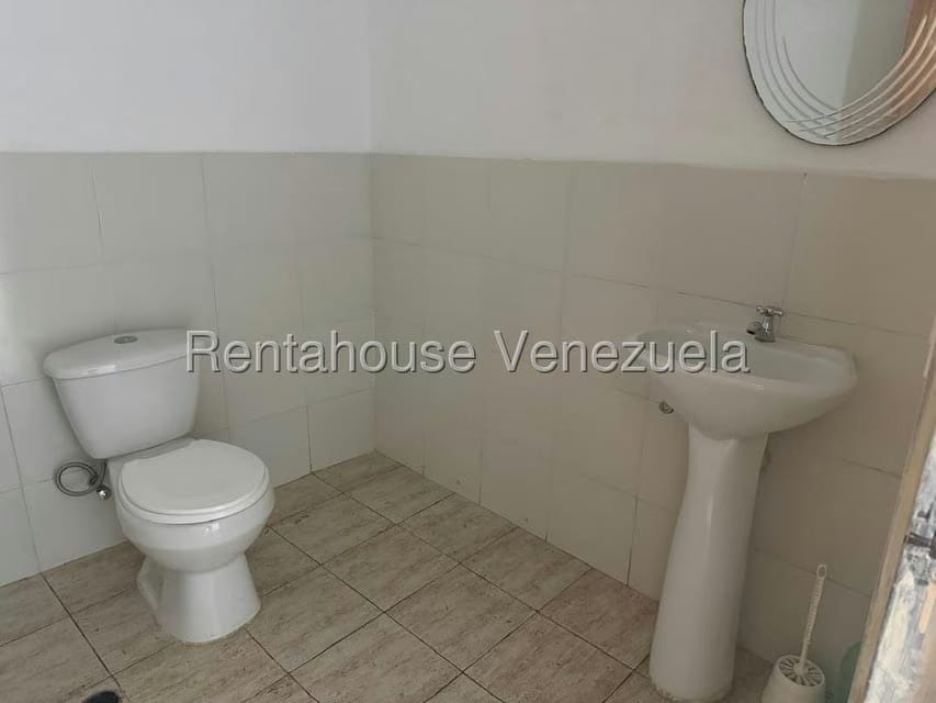 Comercial (Galpon - Deposito) en Venta en Mampote, Miranda - 10