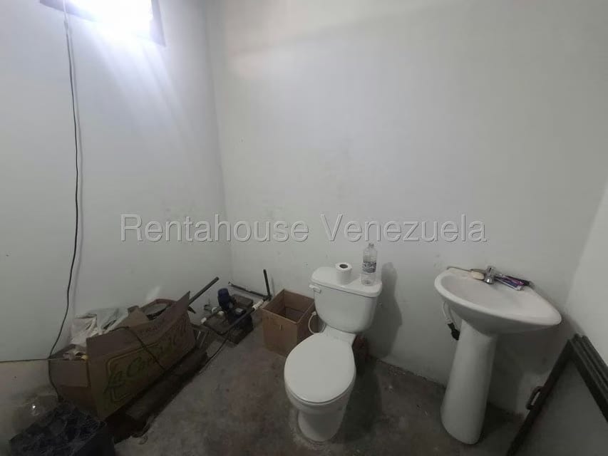 Comercial (Local Comercial) en Alquiler en Centro, Portuguesa - 9