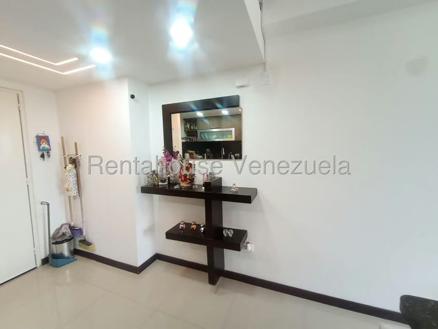 Apartamento (Penthouse) en Venta en Miravila, Distrito Metropolitano - 13