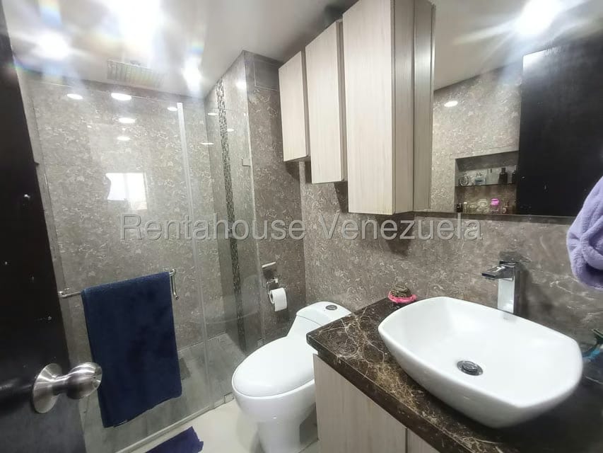 Apartamento (Penthouse) en Venta en Miravila, Distrito Metropolitano - 25