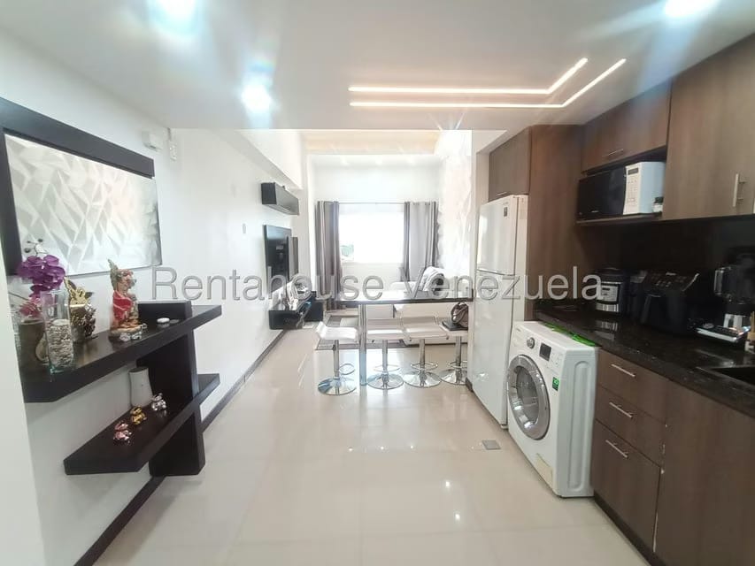 Apartamento (Penthouse) en Venta en Miravila, Distrito Metropolitano - 4