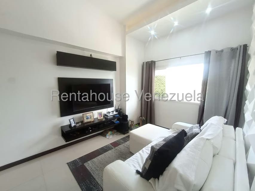 Apartamento (Penthouse) en Venta en Miravila, Distrito Metropolitano - 5