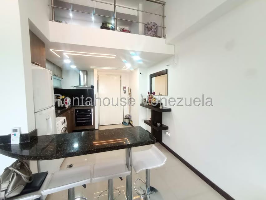 Apartamento (Penthouse) en Venta en Miravila, Distrito Metropolitano - 9