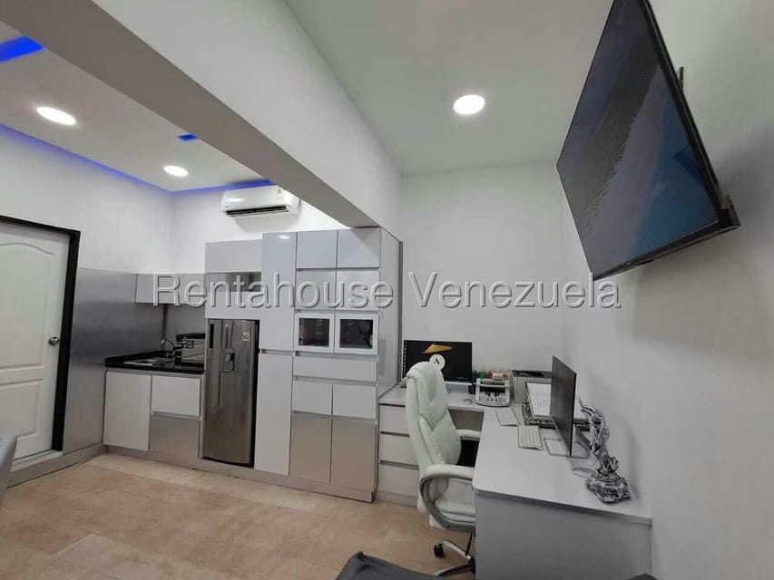 Comercial (Edificio) en Venta en Michelena, Carabobo - 17