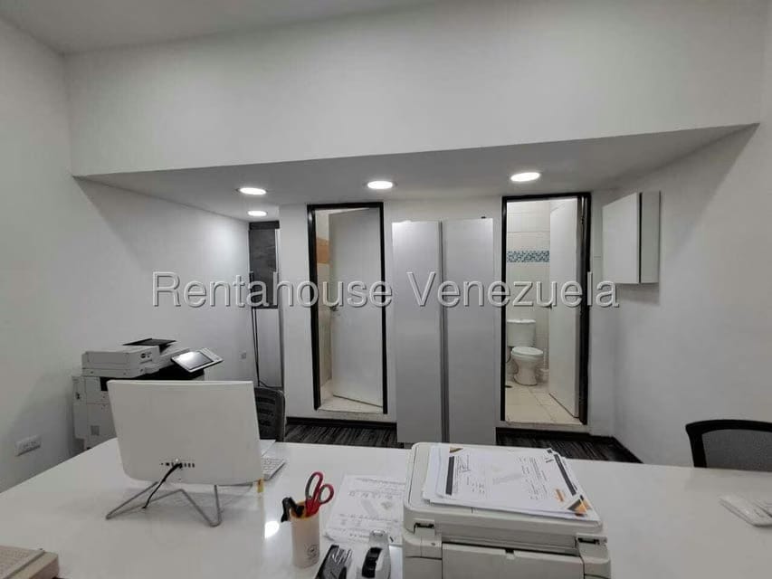 Comercial (Edificio) en Venta en Michelena, Carabobo - 29