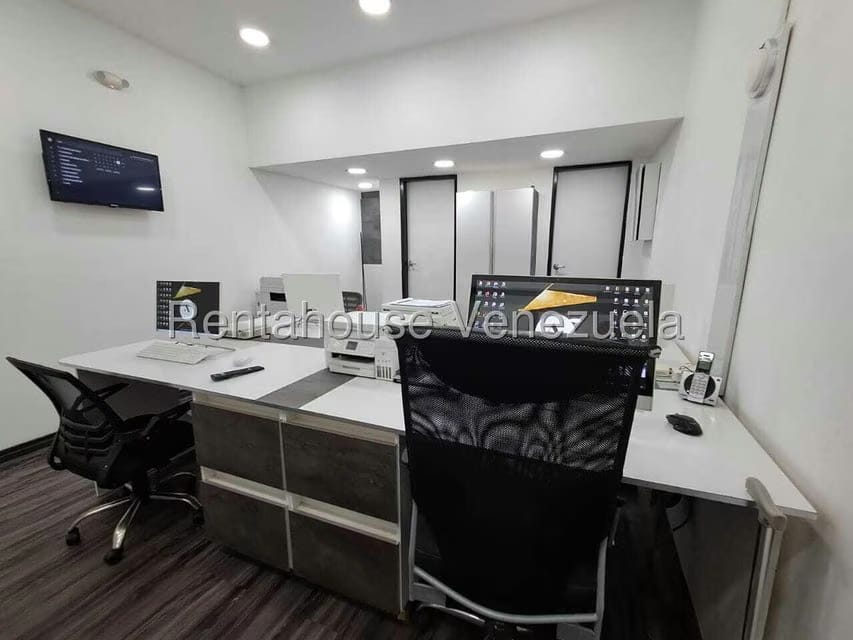 Comercial (Edificio) en Venta en Michelena, Carabobo - 35
