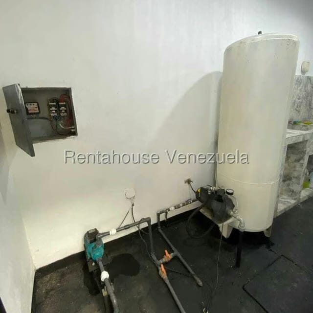 Comercial (Edificio) en Venta en Michelena, Carabobo - 44