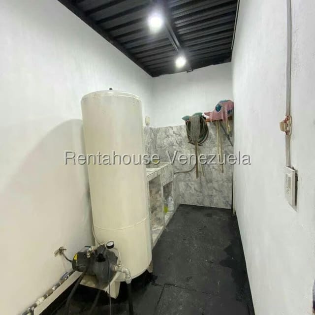 Comercial (Edificio) en Venta en Michelena, Carabobo - 45