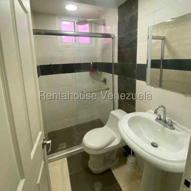 Comercial (Edificio) en Venta en Michelena, Carabobo - 60