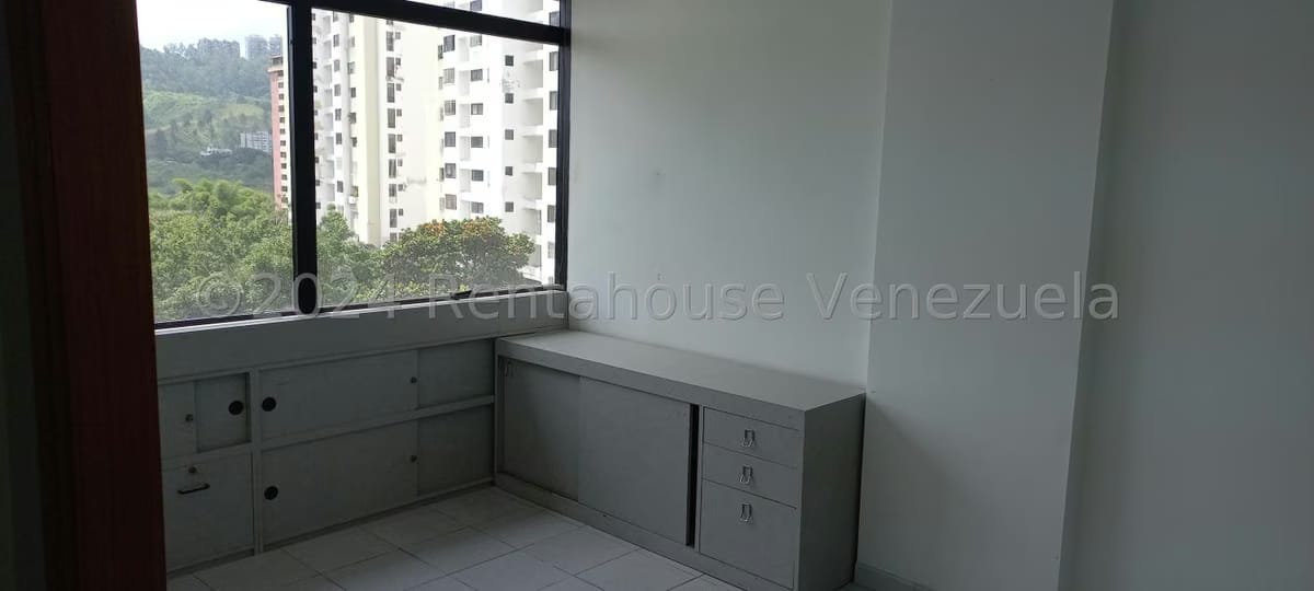 Comercial (Oficina) en Alquiler en Los Samanes, Distrito Metropolitano - 10
