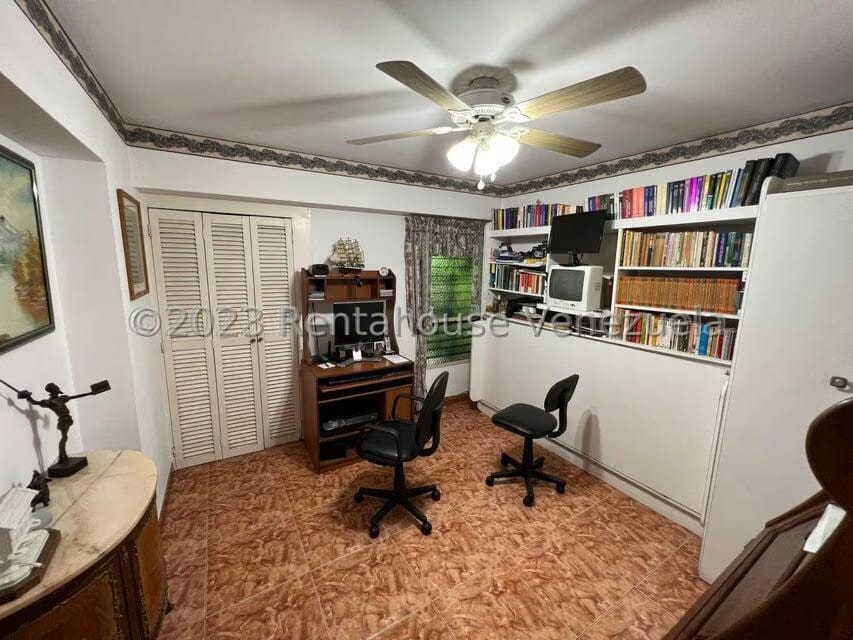 Apartamento (Penthouse) en Venta en Los Naranjos del Cafetal, Distrito Metropolitano - 12