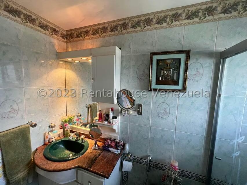 Apartamento (Penthouse) en Venta en Los Naranjos del Cafetal, Distrito Metropolitano - 28