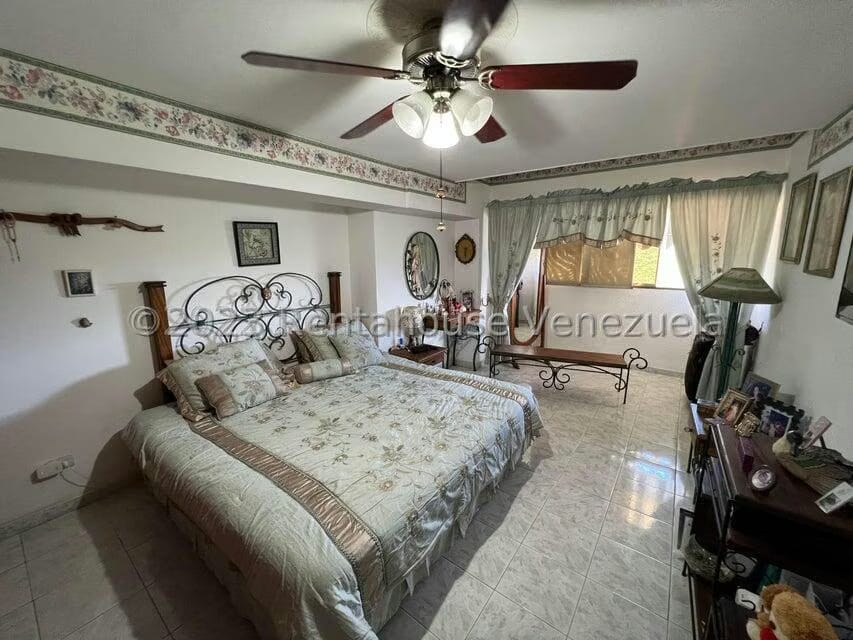 Apartamento (Penthouse) en Venta en Los Naranjos del Cafetal, Distrito Metropolitano - 30