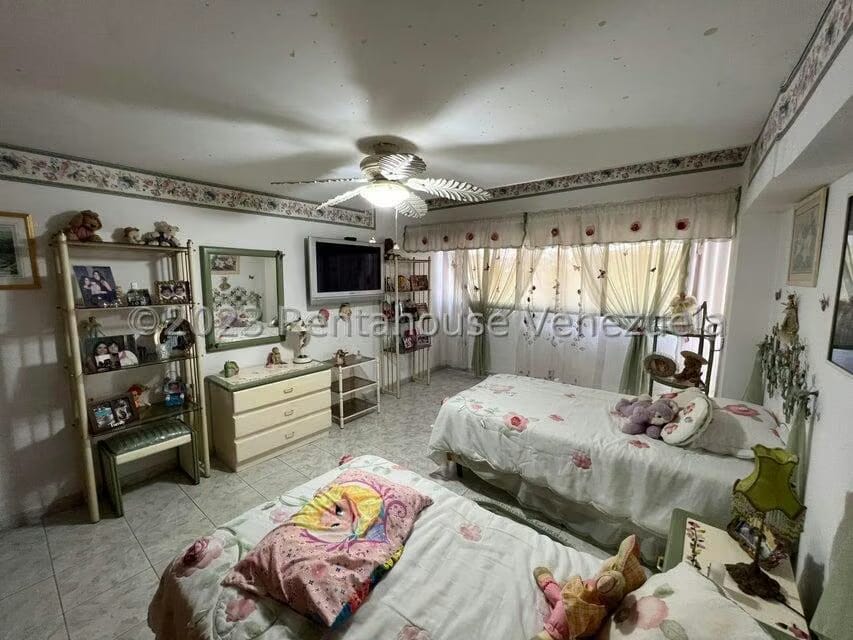 Apartamento (Penthouse) en Venta en Los Naranjos del Cafetal, Distrito Metropolitano - 35