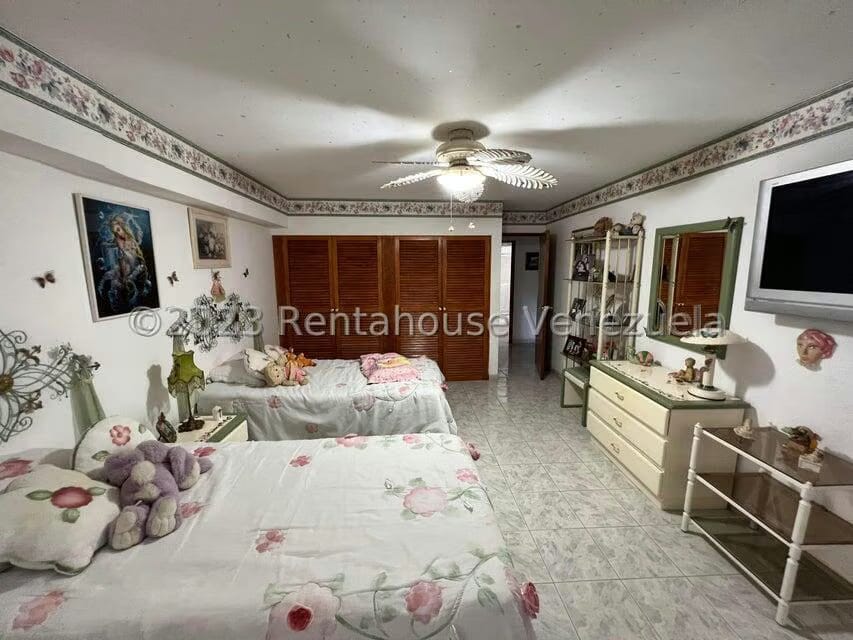 Apartamento (Penthouse) en Venta en Los Naranjos del Cafetal, Distrito Metropolitano - 36