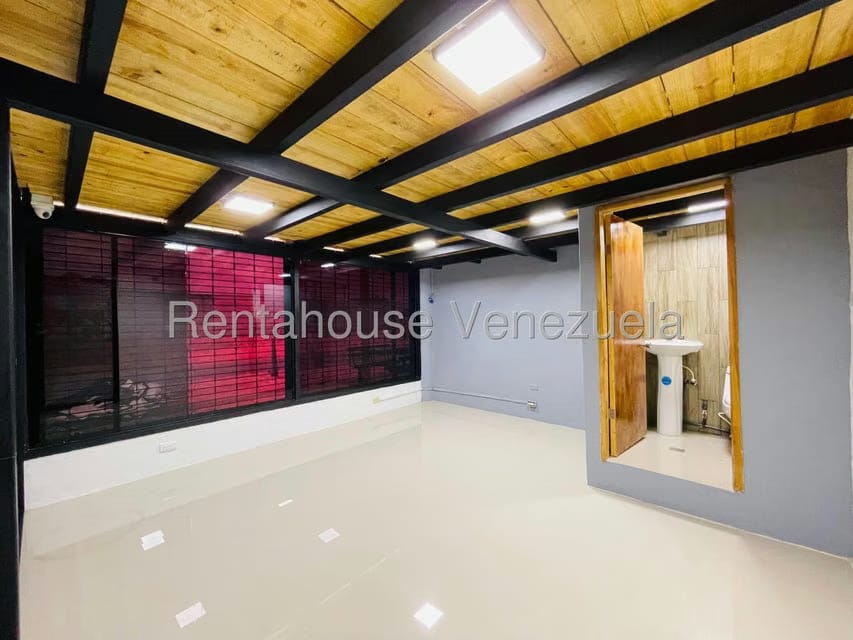 Comercial (Local Comercial) en Venta en La Trinidad, Aragua - 11
