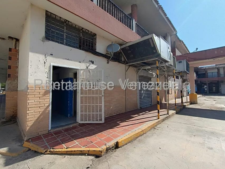 Comercial (Local Comercial) en Venta en La Morita, Aragua - 32
