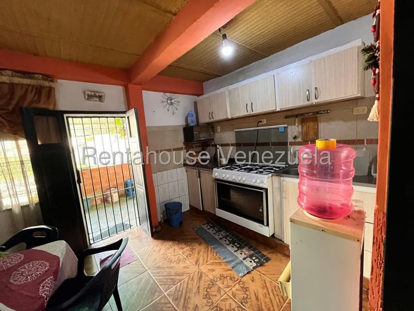Casa (1 Nivel) en Venta en Zona Centro, Aragua - 13