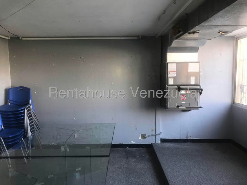 Comercial (Oficina) en Alquiler en Avenida Bella Vista, Zulia - 5