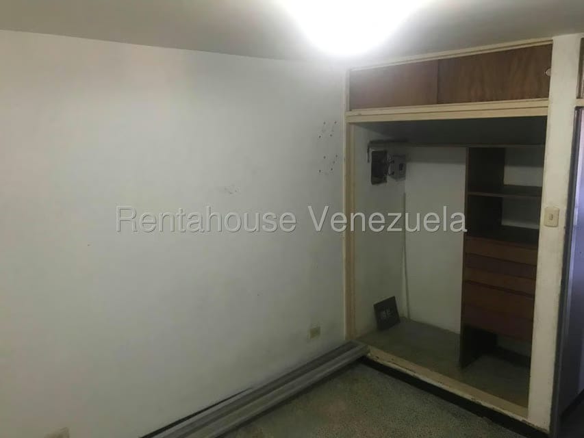 Comercial (Oficina) en Alquiler en Avenida Bella Vista, Zulia - 8