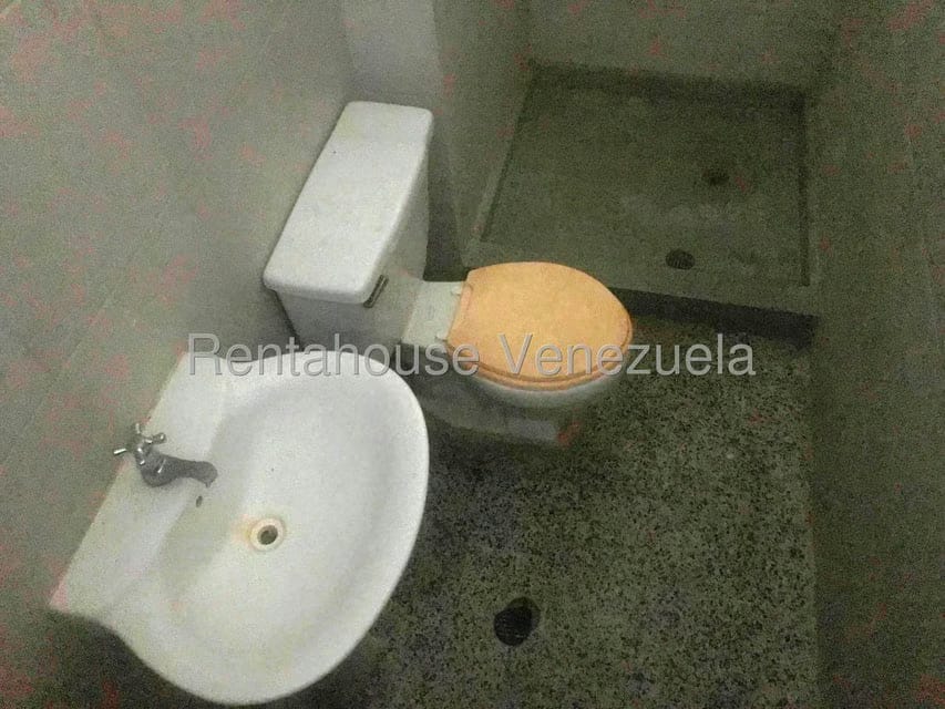 Comercial (Oficina) en Alquiler en Avenida Bella Vista, Zulia - 9