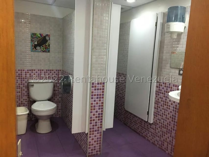 Comercial (Local Comercial) en Venta en Prados del Este, Distrito Metropolitano - 14