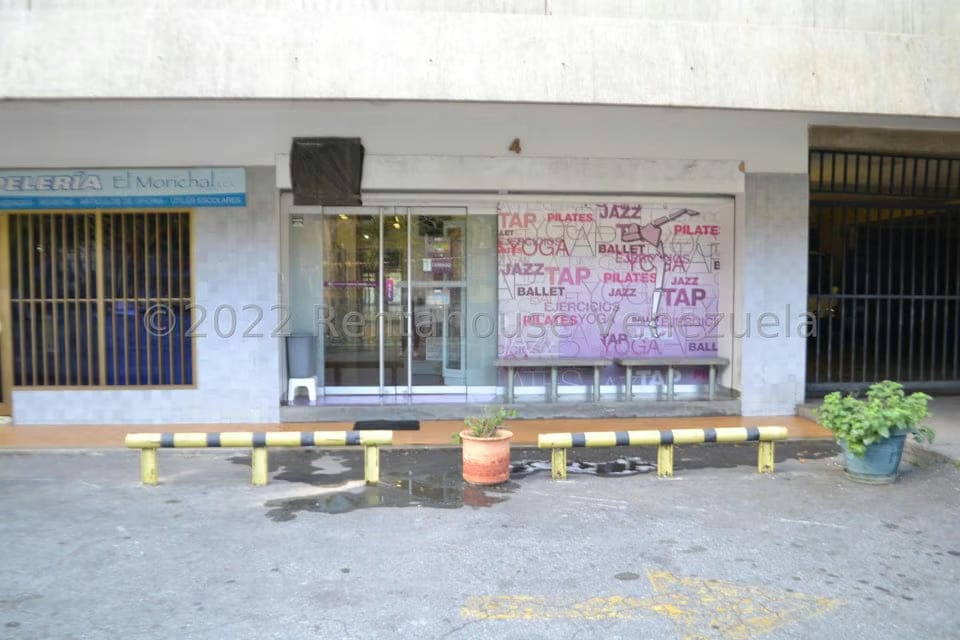 Comercial (Local Comercial) en Venta en Prados del Este, Distrito Metropolitano - 28
