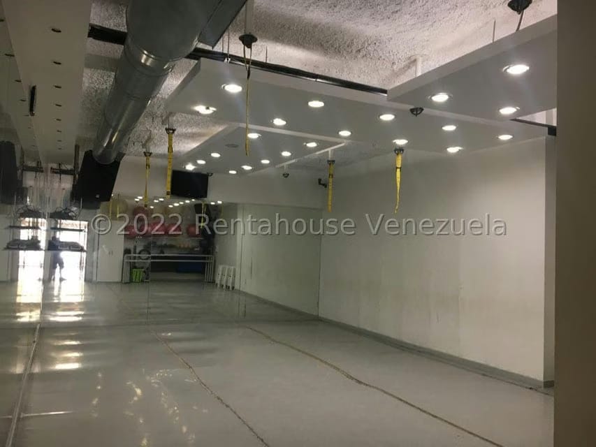 Comercial (Local Comercial) en Venta en Prados del Este, Distrito Metropolitano - 7