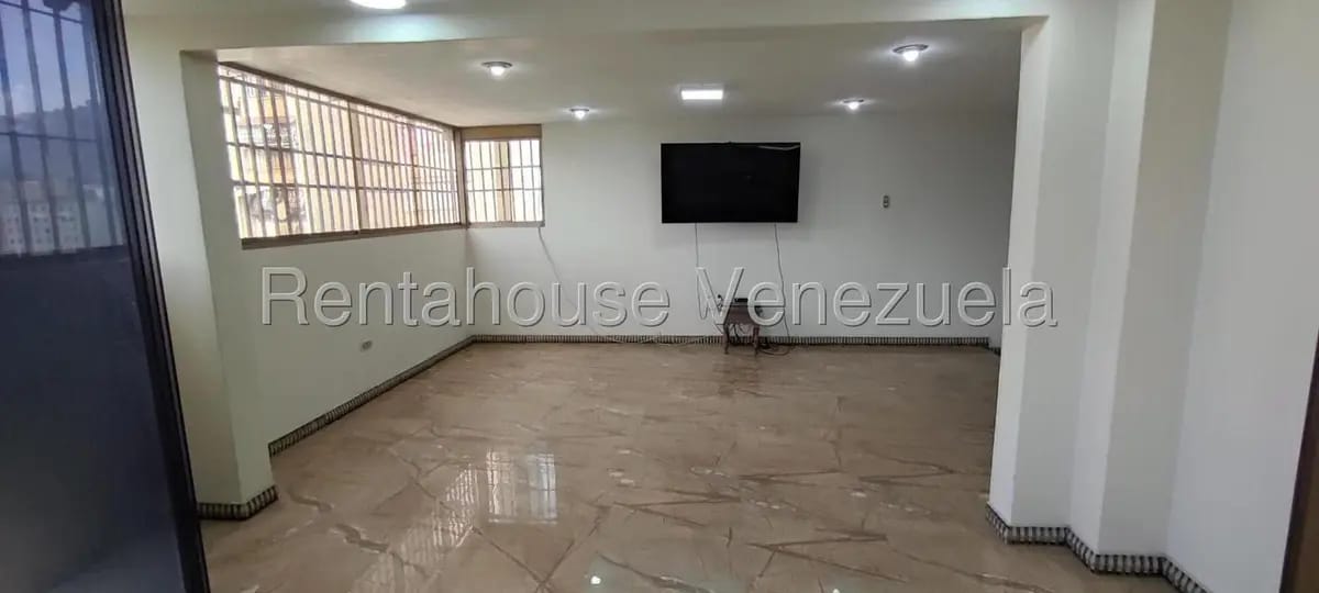 Apartamento (Penthouse) en Venta en El Paraiso, Distrito Metropolitano - 39