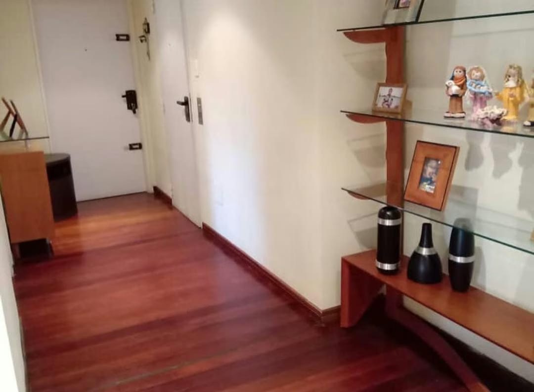 Apartamento en Venta - Sorocaima - Urb. La Trinidad - Baruta - Estado Miranda - 2