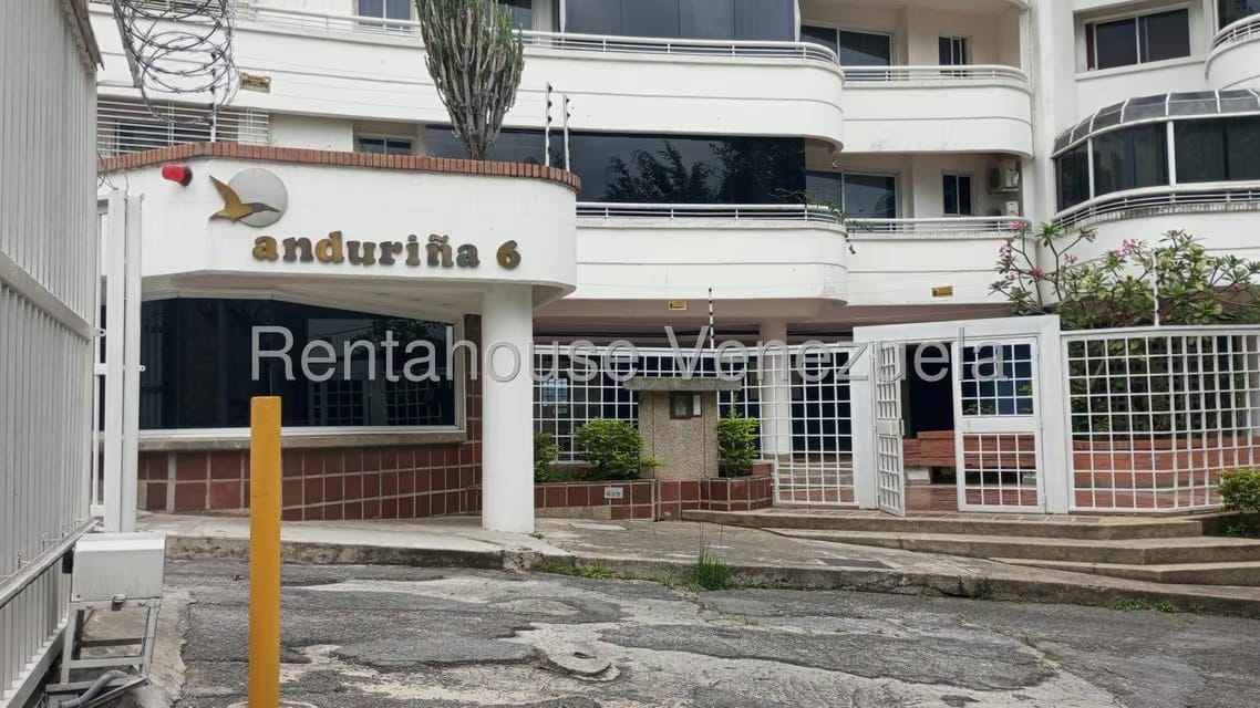 Apartamento (1 Nivel) en Venta en Miranda, Distrito Metropolitano - 3