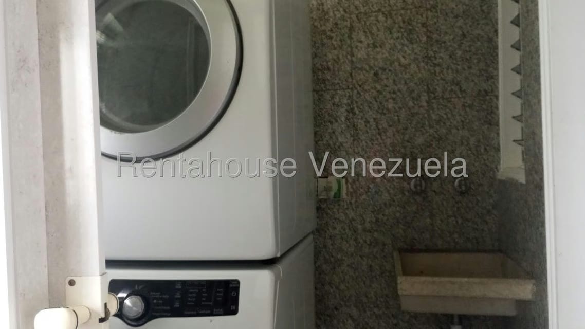 Apartamento (1 Nivel) en Venta en Miranda, Distrito Metropolitano - 29